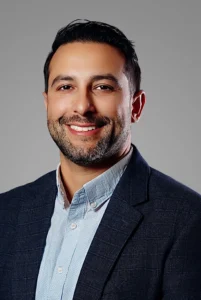 Headshot of Rey Crespo